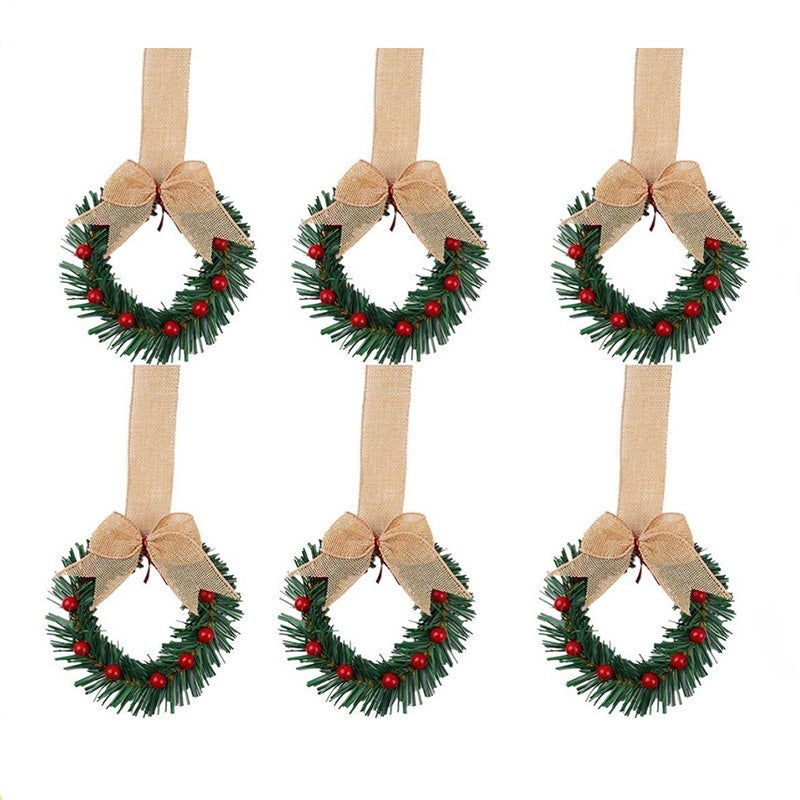 Holy wreath decorative pendant