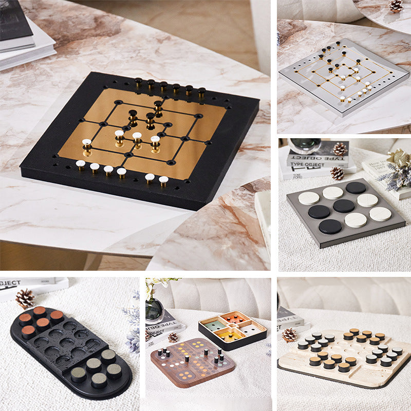 Modern Chess Set Decor: Solid Wood & Leather Board with Pieces - Showroom, Hotel, Desktop Luxury Accent