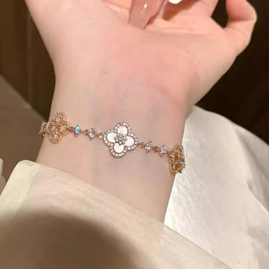 Four - leaf clover bracelet💫