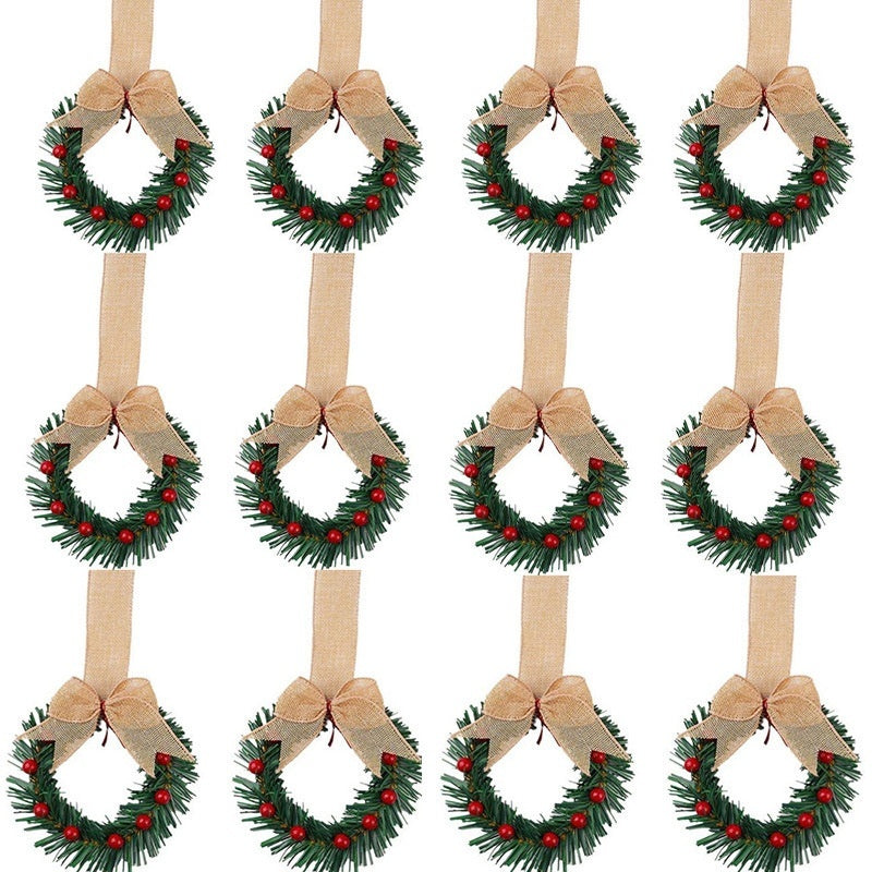 Holy wreath decorative pendant